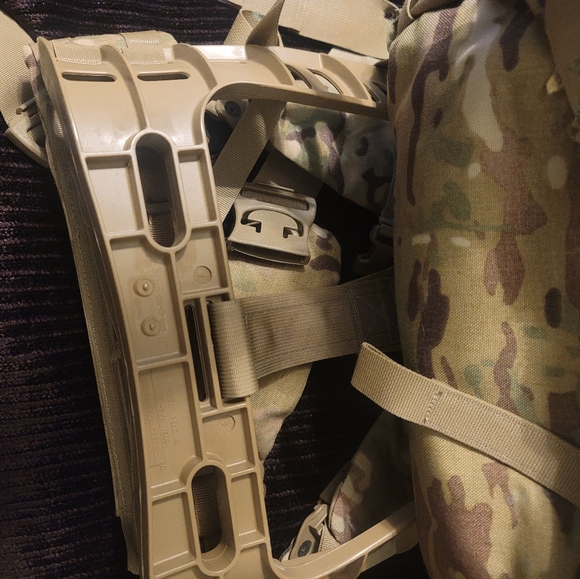 Authentic USGI Molle ii medium rucksack- Used & definitely has a story !! - Picture 6 of 16